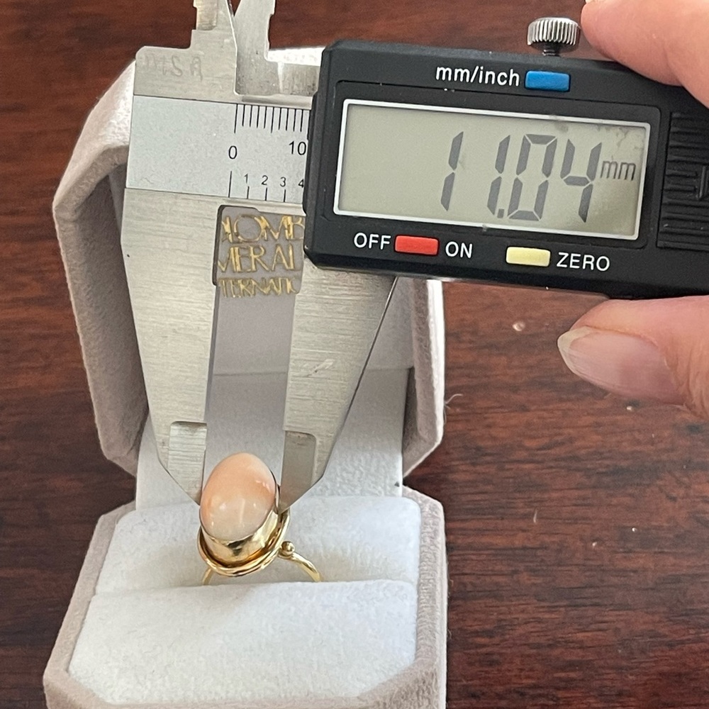 Natural angel skin coral solid 14K gold ring - Picture 10 of 10
